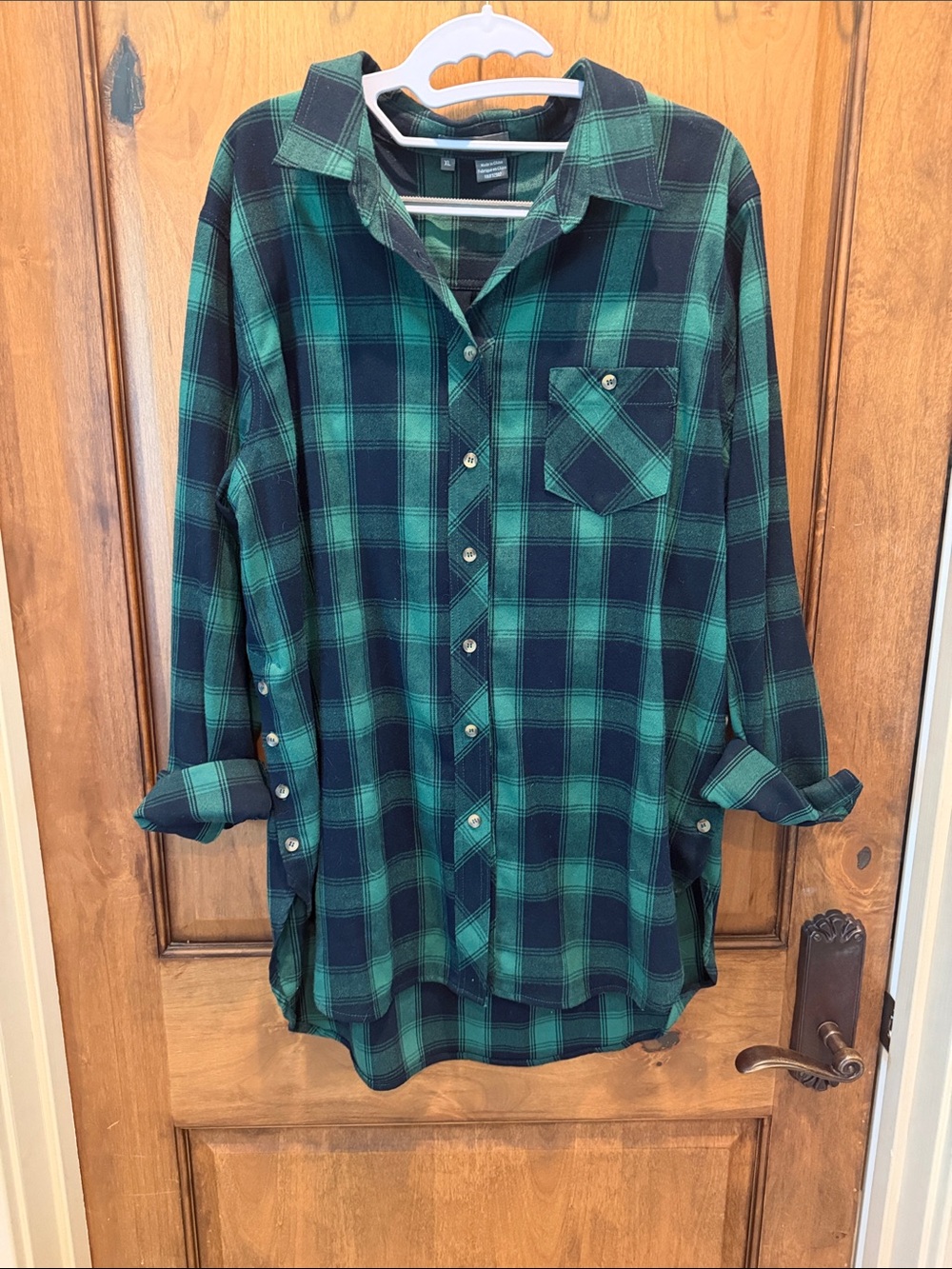 Women’s Plaid Button-Up Tunic - Green and Black XL